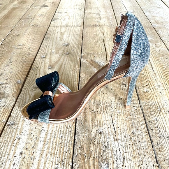 Ted Baker Bowdalo Heels Silver Shimmer Black Velvet Bow Ankle Strap EU 37.5 US 7 - Picture 8 of 13